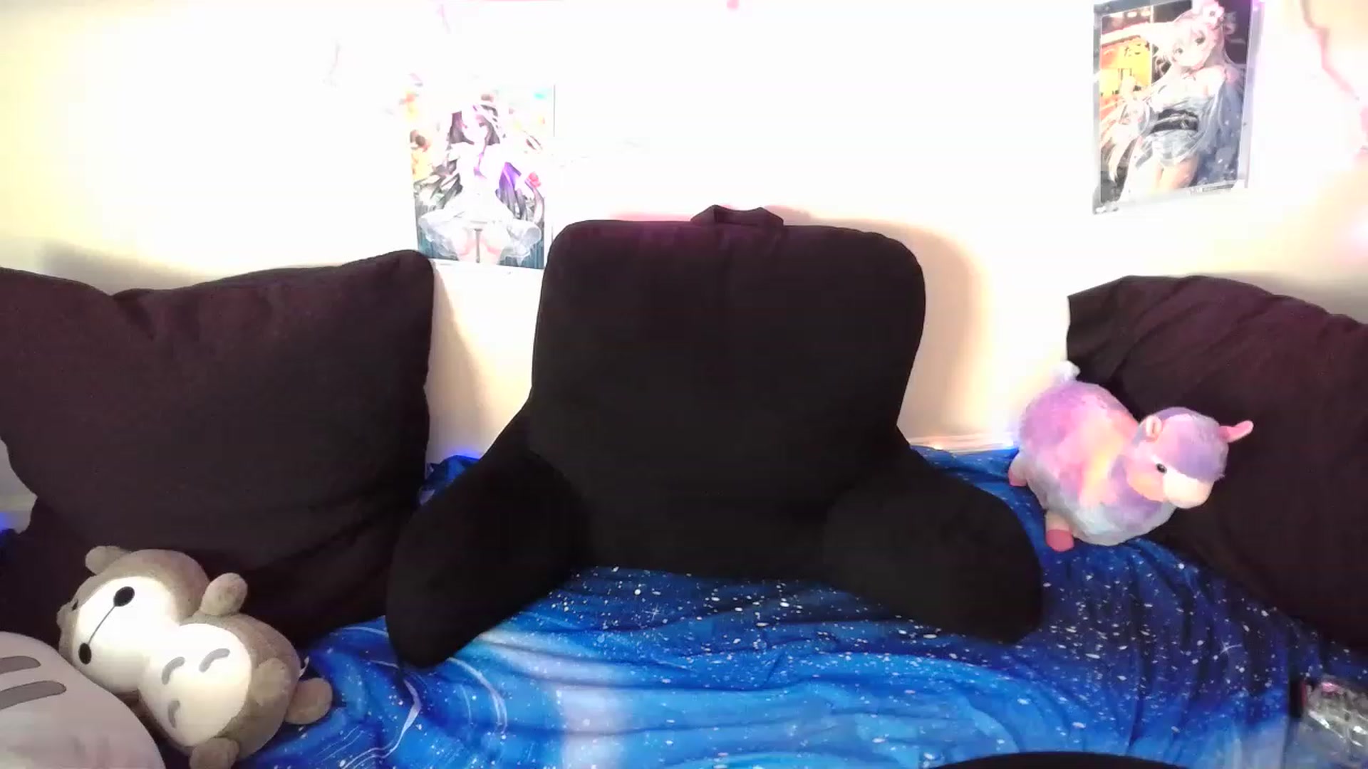 Gallery image thumbnail from BlueBunny_'s myfreecams stream on, 11/24/2022, 14:04 image 16 of 20