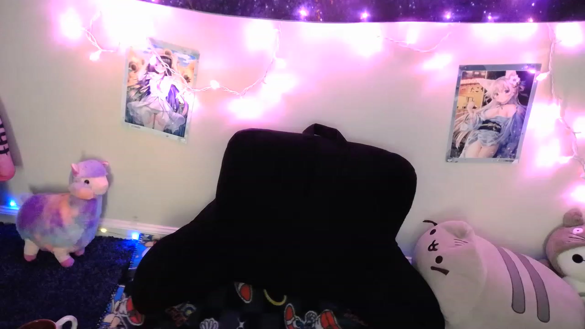 Gallery image thumbnail from BlueBunny_'s myfreecams stream on, 12/11/2022, 10:41 image 2 of 20