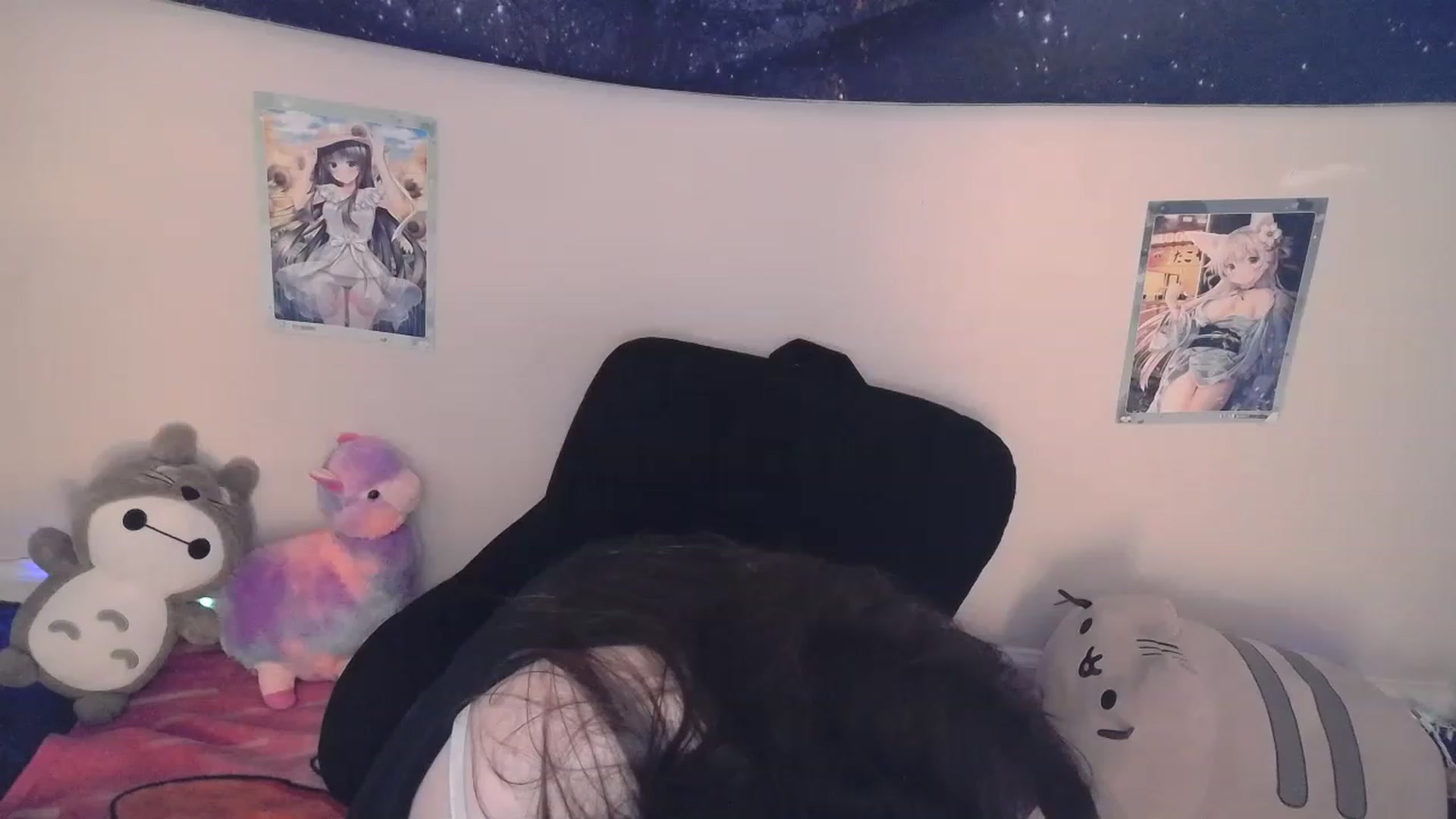 Gallery image thumbnail from BlueBunny_'s myfreecams stream on, 01/06/2023, 14:21 image 6 of 20