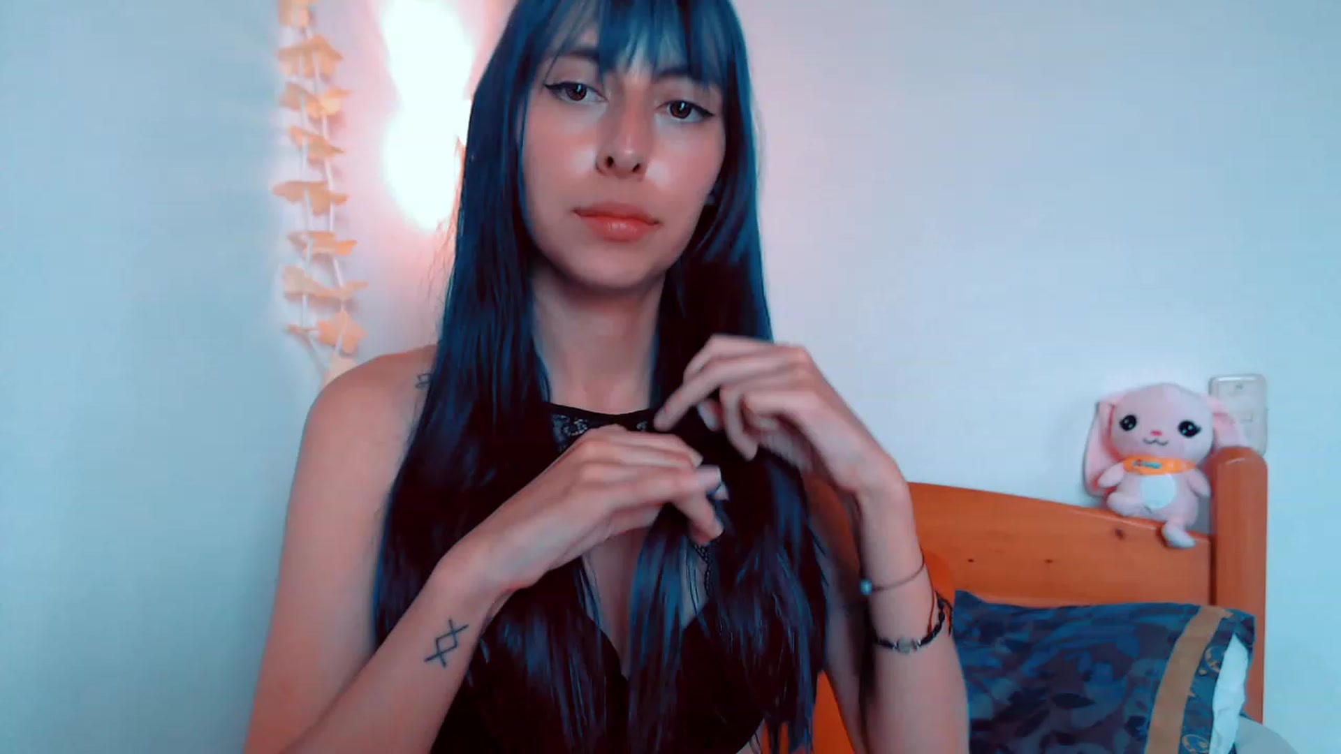 Gallery image thumbnail from BlueCoraline's myfreecams stream on, 11/23/2022, 18:49 image 11 of 20