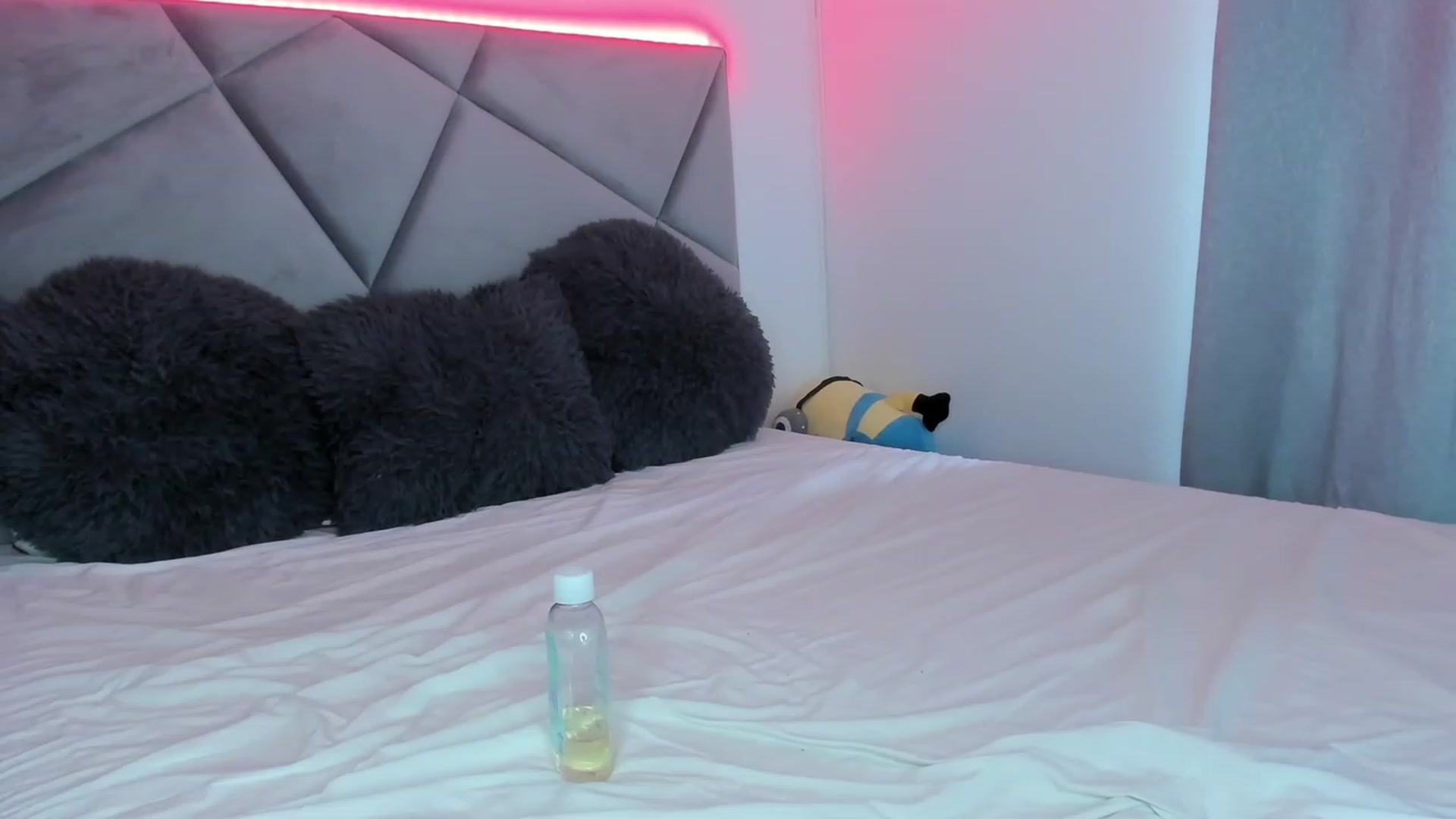 Gallery image thumbnail from BlueEyesLexy's myfreecams stream on, 07/01/2023, 13:48 image 11 of 20