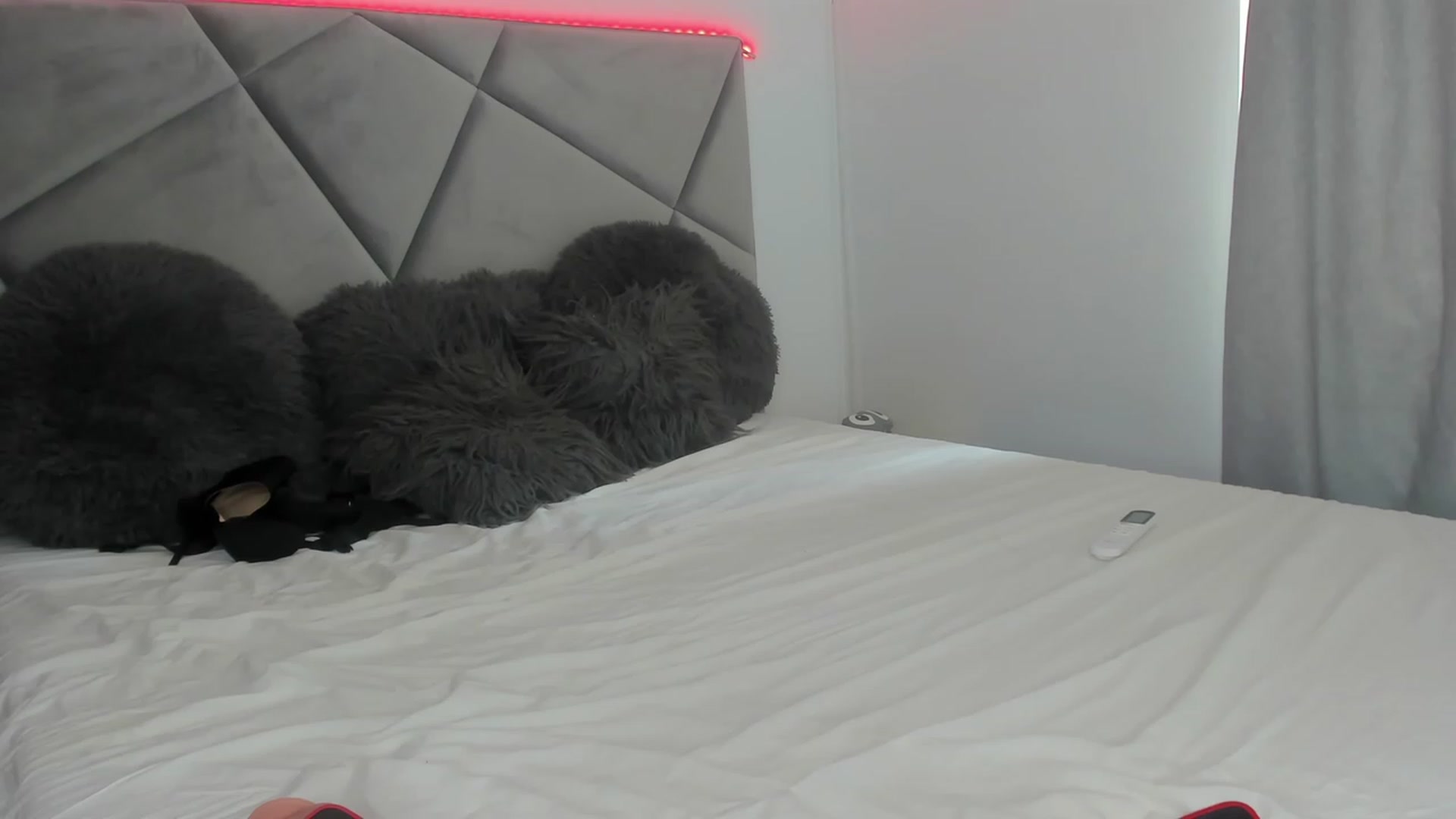 Gallery image thumbnail from BlueEyesLexy's myfreecams stream on, 07/17/2023, 08:45 image 2 of 20
