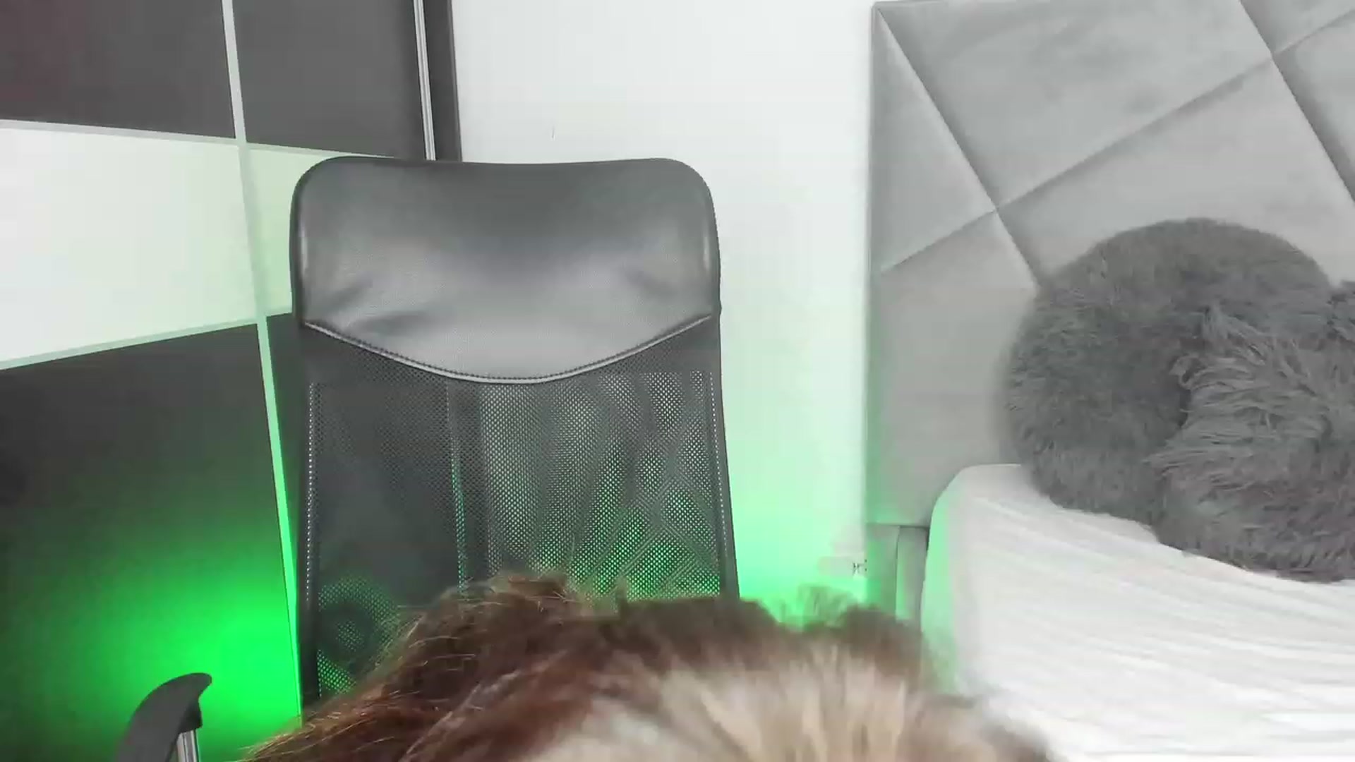 Gallery image thumbnail from BlueEyesLexy's myfreecams stream on, 08/30/2023, 09:44 image 18 of 20