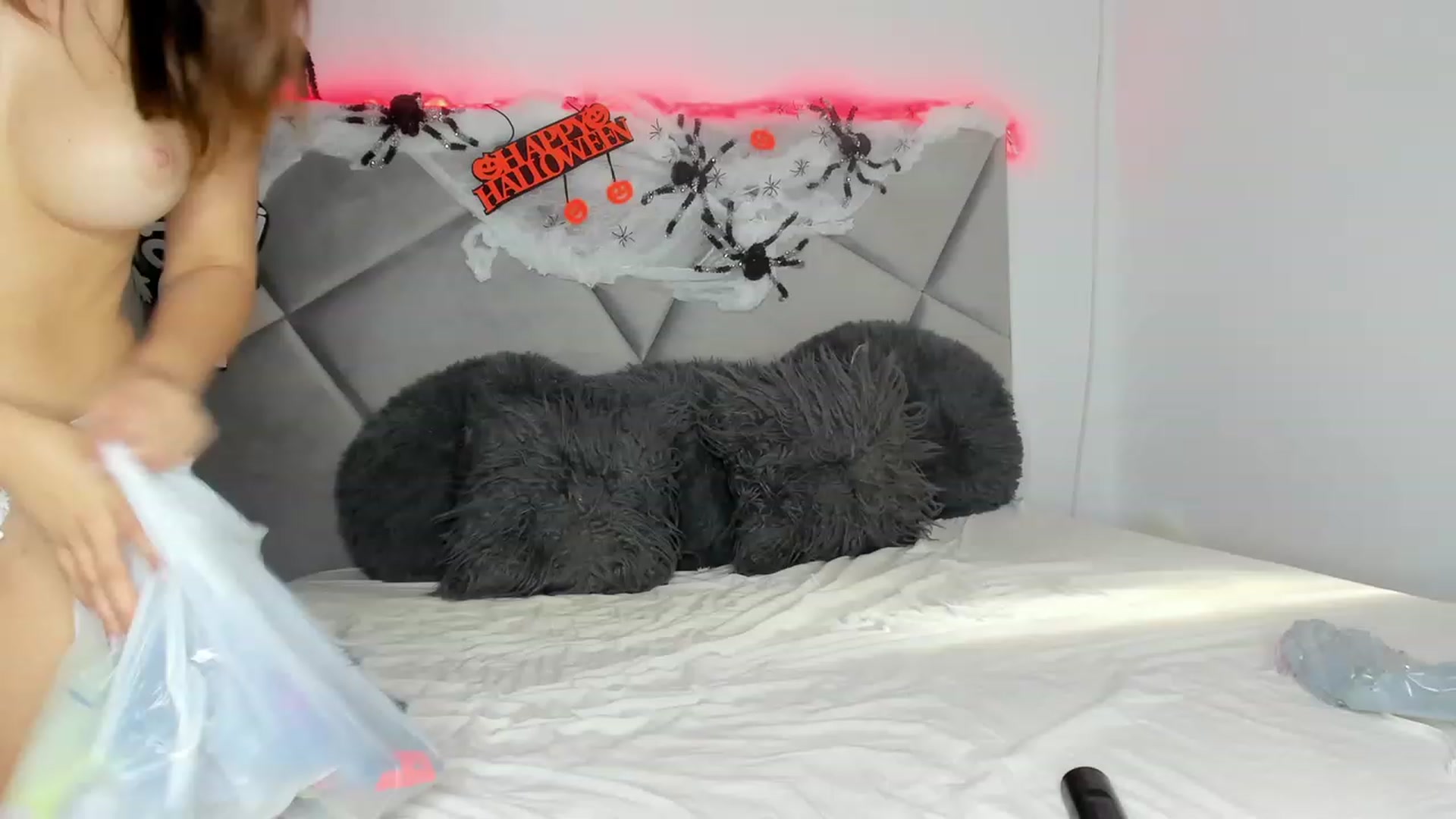 Gallery image thumbnail from BlueEyesLexy's myfreecams stream on, 10/06/2023, 07:37 image 3 of 20