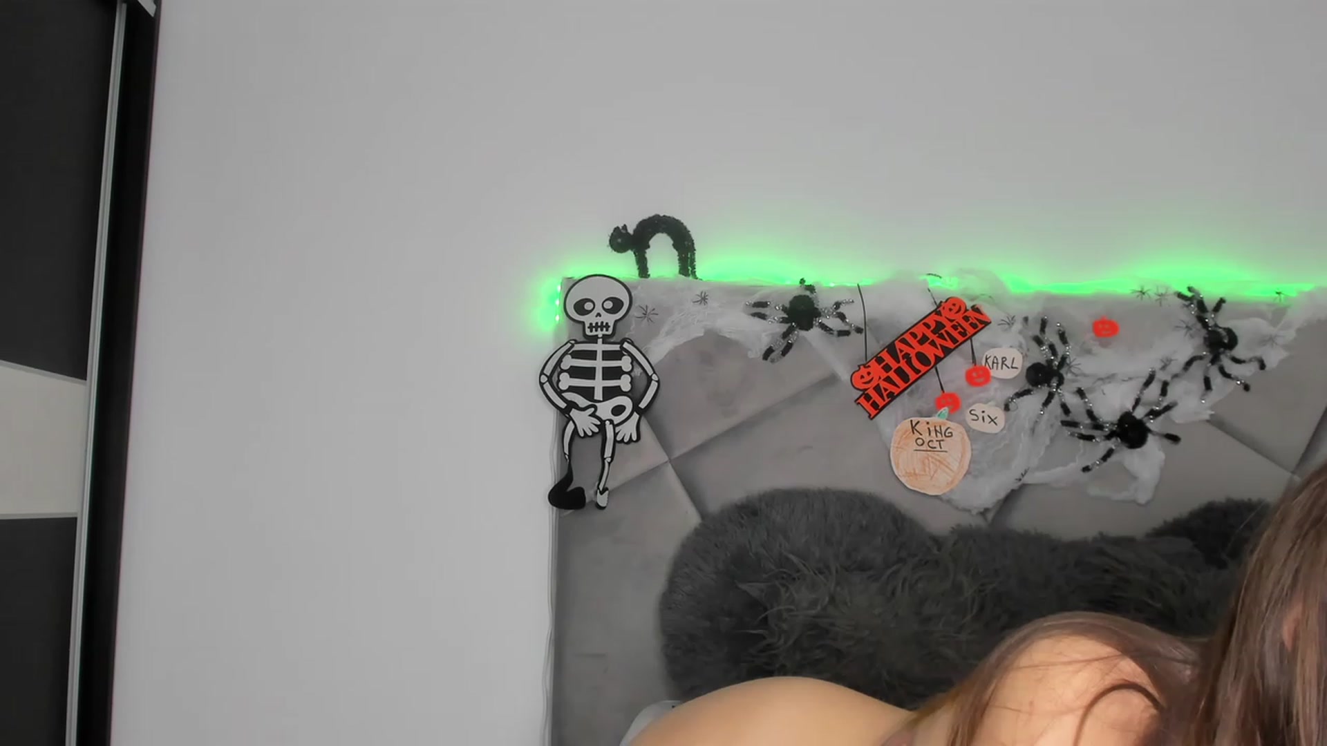 Gallery image thumbnail from BlueEyesLexy's myfreecams stream on, 10/12/2023, 08:16 image 18 of 20