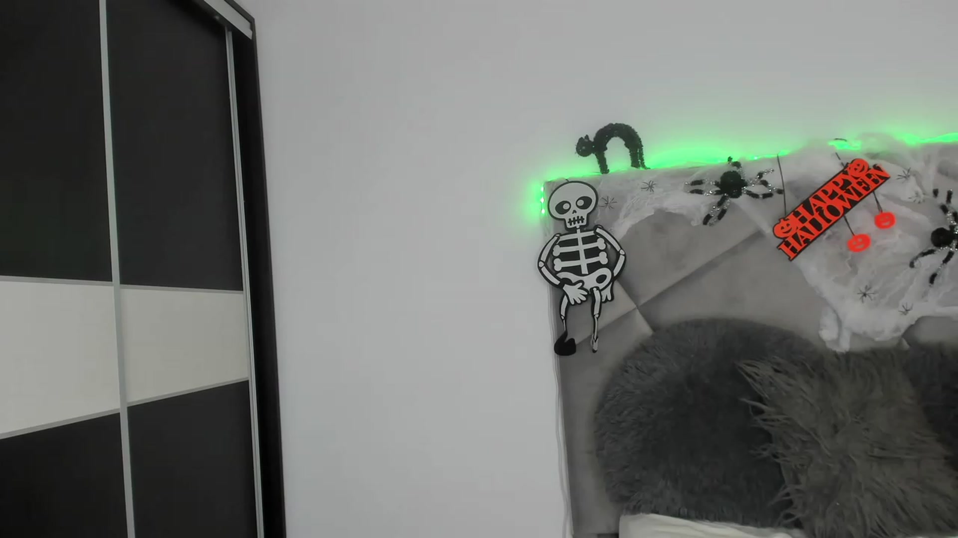 Gallery image thumbnail from BlueEyesLexy's myfreecams stream on, 10/17/2023, 07:48 image 7 of 20