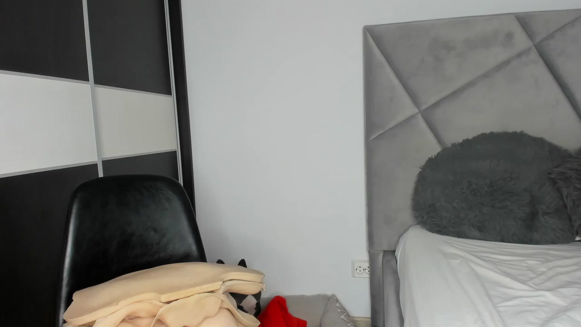 Gallery image thumbnail from BlueEyesLexy's myfreecams stream on, 11/10/2023, 19:53 image 12 of 20