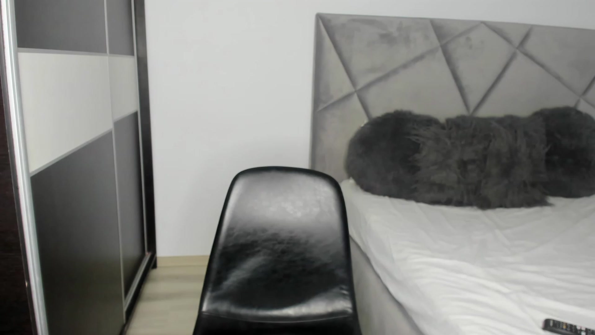 Gallery image thumbnail from BlueEyesLexy's myfreecams stream on, 01/01/2024, 17:05 image 2 of 20