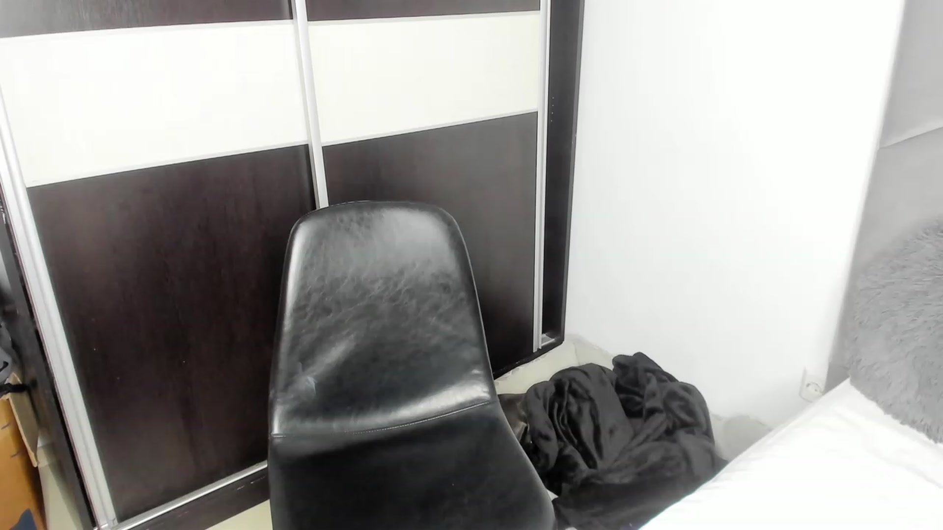 Gallery image thumbnail from BlueEyesLexy's myfreecams stream on, 01/28/2024, 10:56 image 6 of 20