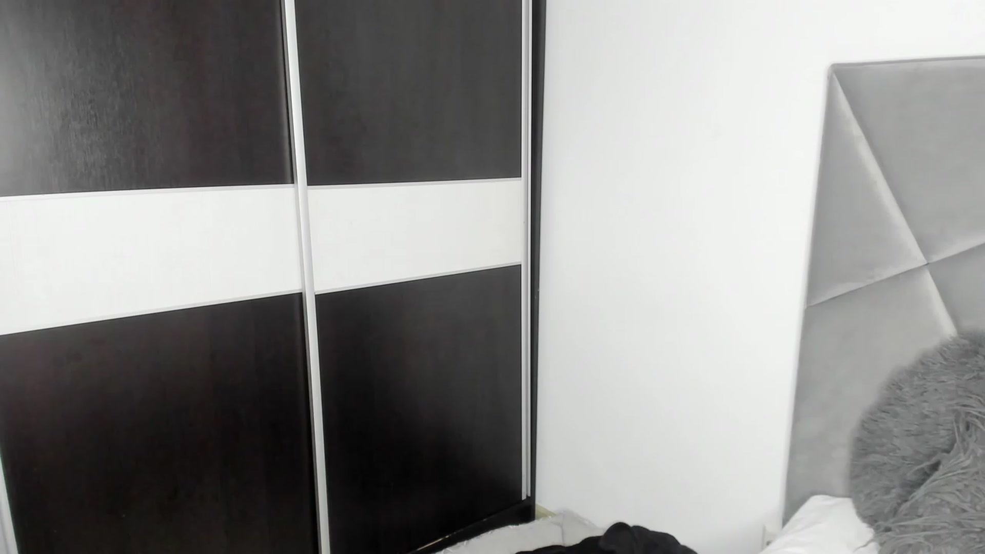 Gallery image thumbnail from BlueEyesLexy's myfreecams stream on, 02/03/2024, 16:53 image 20 of 20