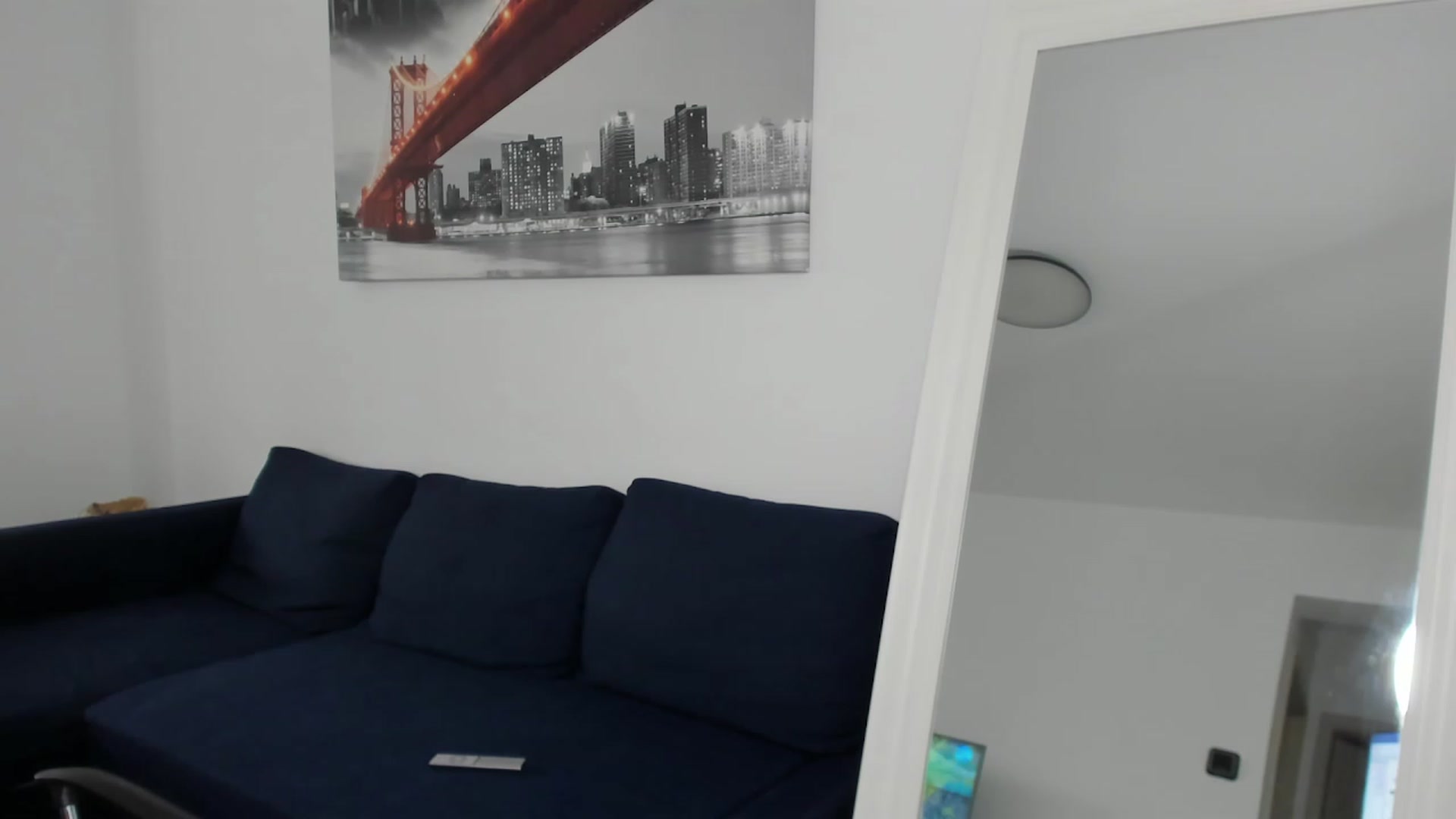 Gallery image thumbnail from BlueEyesLexy's myfreecams stream on, 03/02/2024, 07:01 image 12 of 20