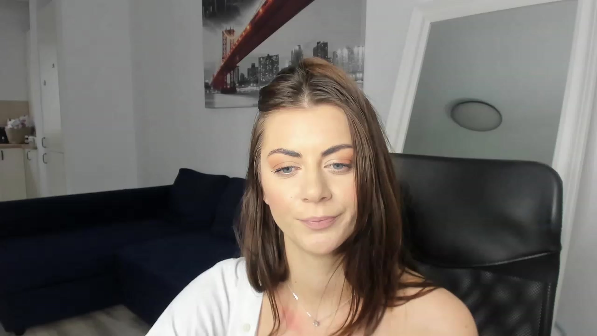 Gallery image thumbnail from BlueEyesLexy's myfreecams stream on, 03/12/2024, 10:55 image 5 of 20