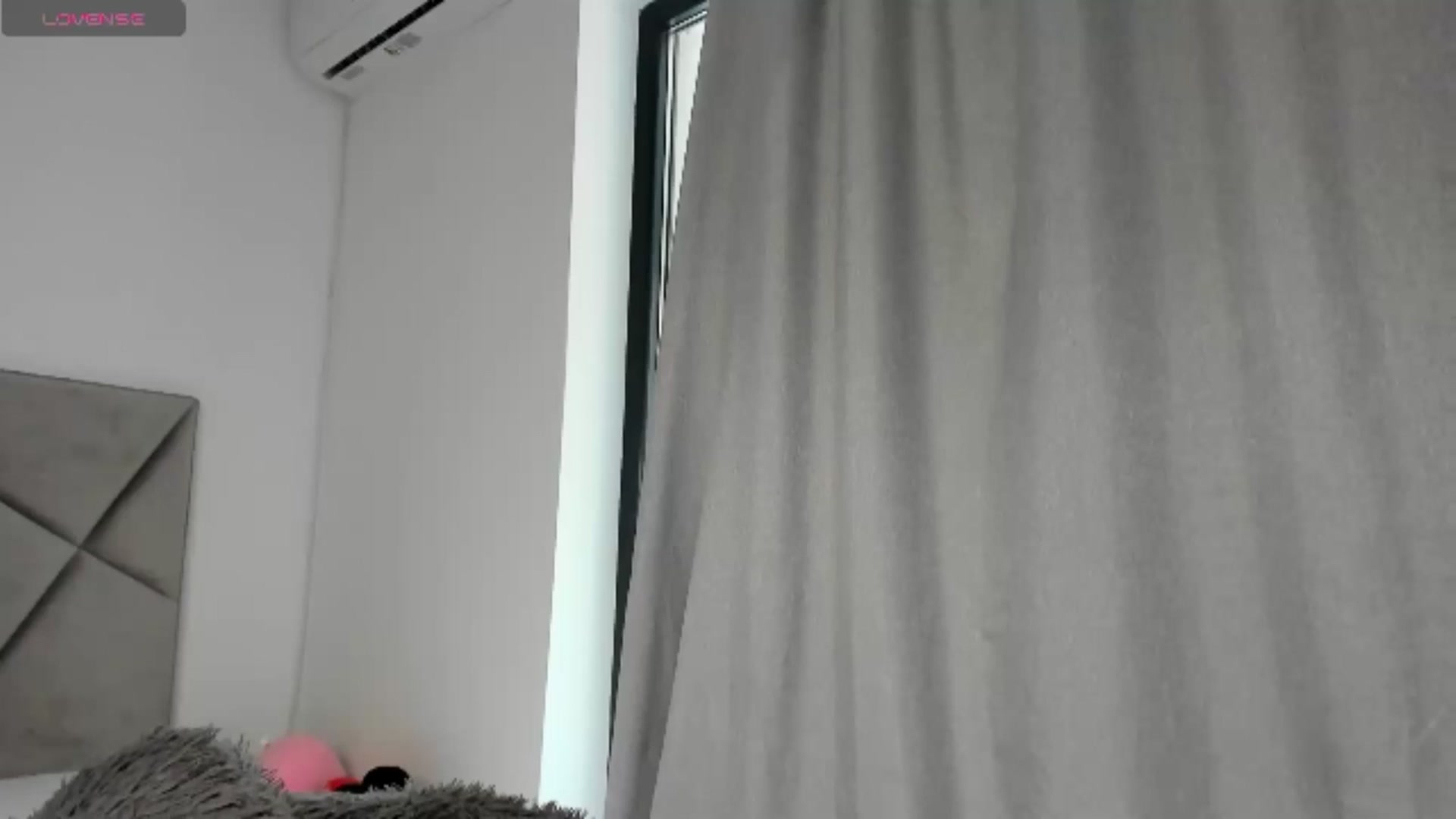 Gallery image thumbnail from BlueEyesLexy's myfreecams stream on, 08/24/2024, 14:30 image 1 of 20