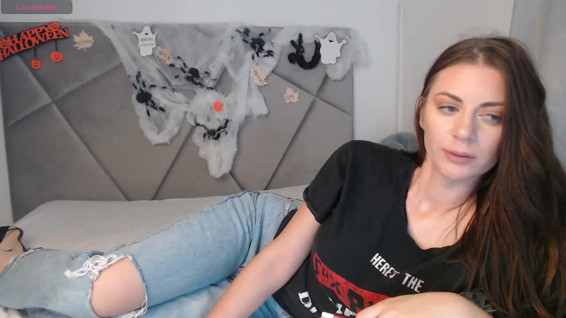 Gallery image thumbnail from BlueEyesLexy's myfreecams stream on, 10/28/2024, 13:38 image 8 of 20