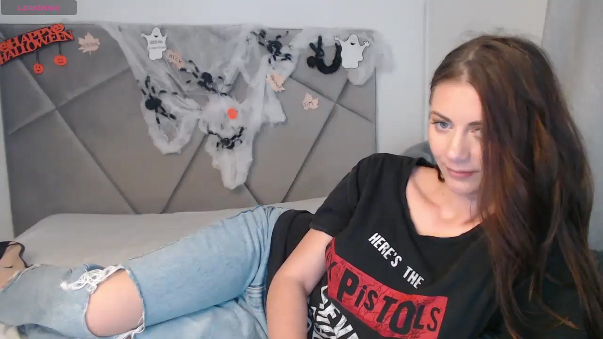 Gallery image thumbnail from BlueEyesLexy's myfreecams stream on, 10/28/2024, 13:38 image 9 of 20