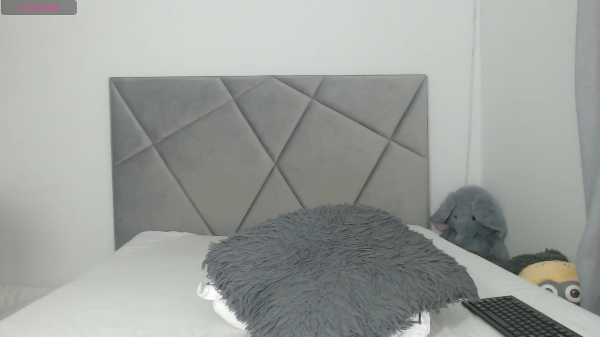 Gallery image thumbnail from BlueEyesLexy's myfreecams stream on, 11/15/2024, 10:17 image 15 of 20