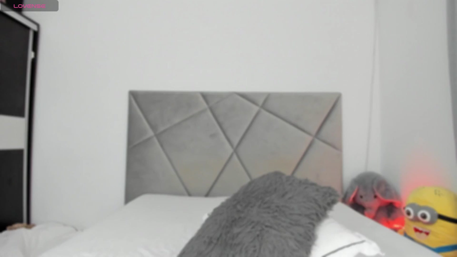 Gallery image thumbnail from BlueEyesLexy's myfreecams stream on, 11/25/2024, 10:36 image 17 of 20