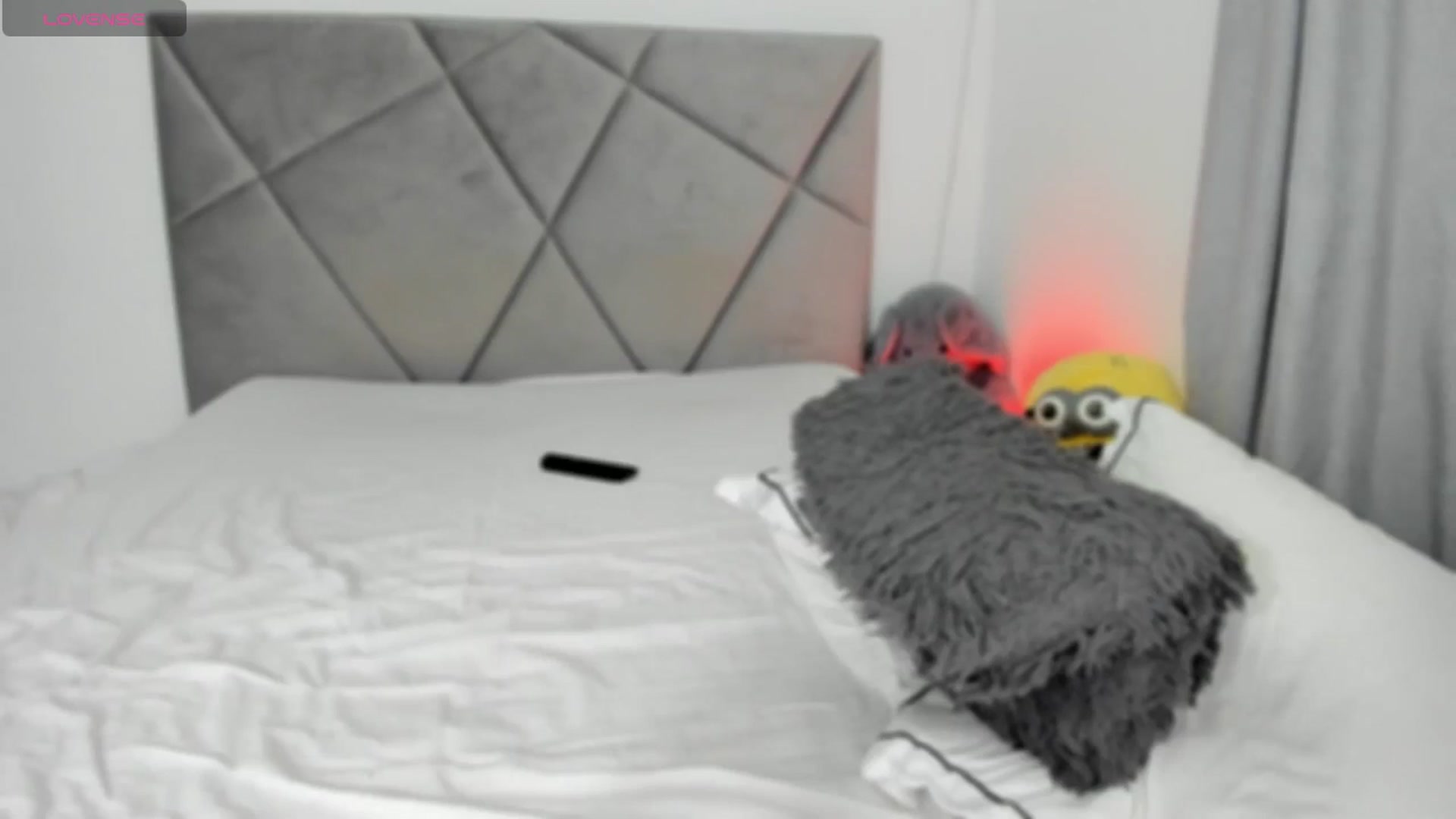 Gallery image thumbnail from BlueEyesLexy's myfreecams stream on, 11/26/2024, 10:19 image 19 of 20