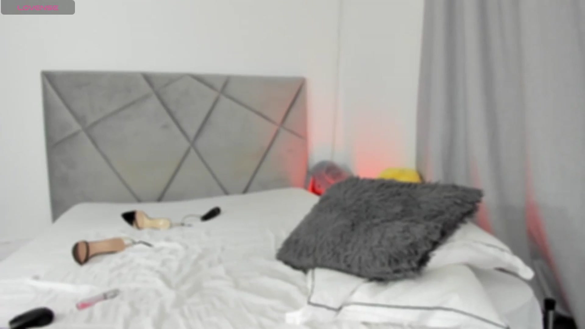 Gallery image thumbnail from BlueEyesLexy's myfreecams stream on, 12/02/2024, 12:20 image 18 of 20