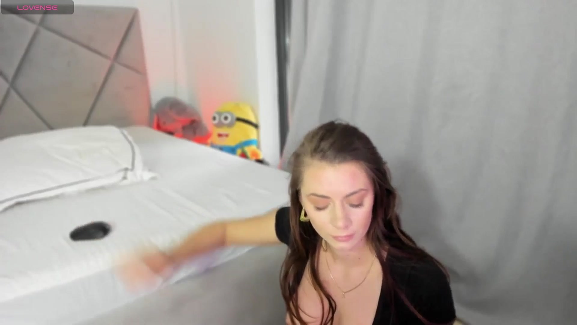 Gallery image thumbnail from BlueEyesLexy's myfreecams stream on, 12/02/2024, 13:04 image 19 of 20