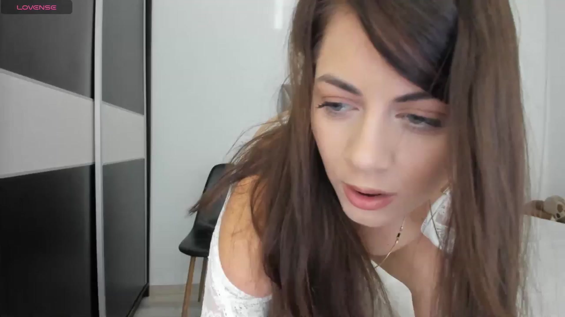 Gallery image thumbnail from BlueEyesLexy's myfreecams stream on, 12/16/2024, 09:44 image 5 of 20