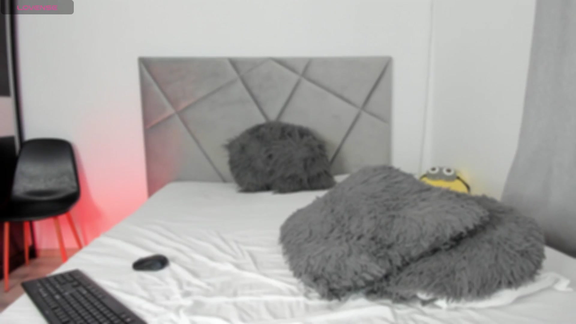 Gallery image thumbnail from BlueEyesLexy's myfreecams stream on, 12/20/2024, 12:49 image 16 of 20