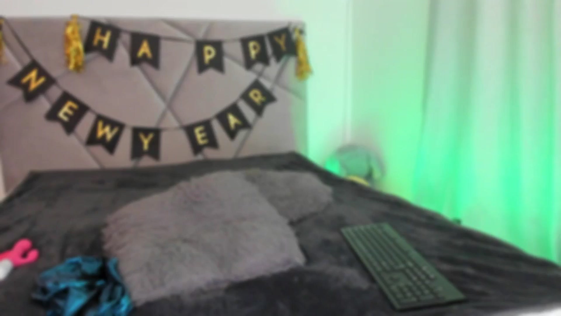 Gallery image thumbnail from BlueEyesLexy's myfreecams stream on, 01/01/2025, 12:45 image 6 of 20