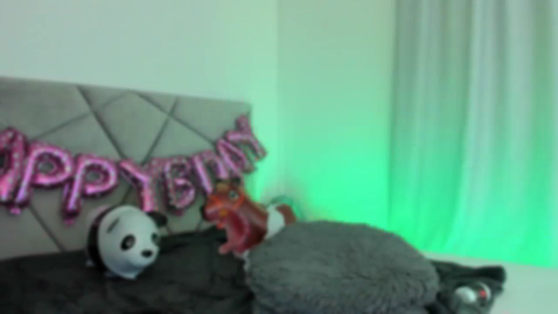 Gallery image thumbnail from BlueEyesLexy's myfreecams stream on, 01/09/2025, 13:12 image 19 of 20