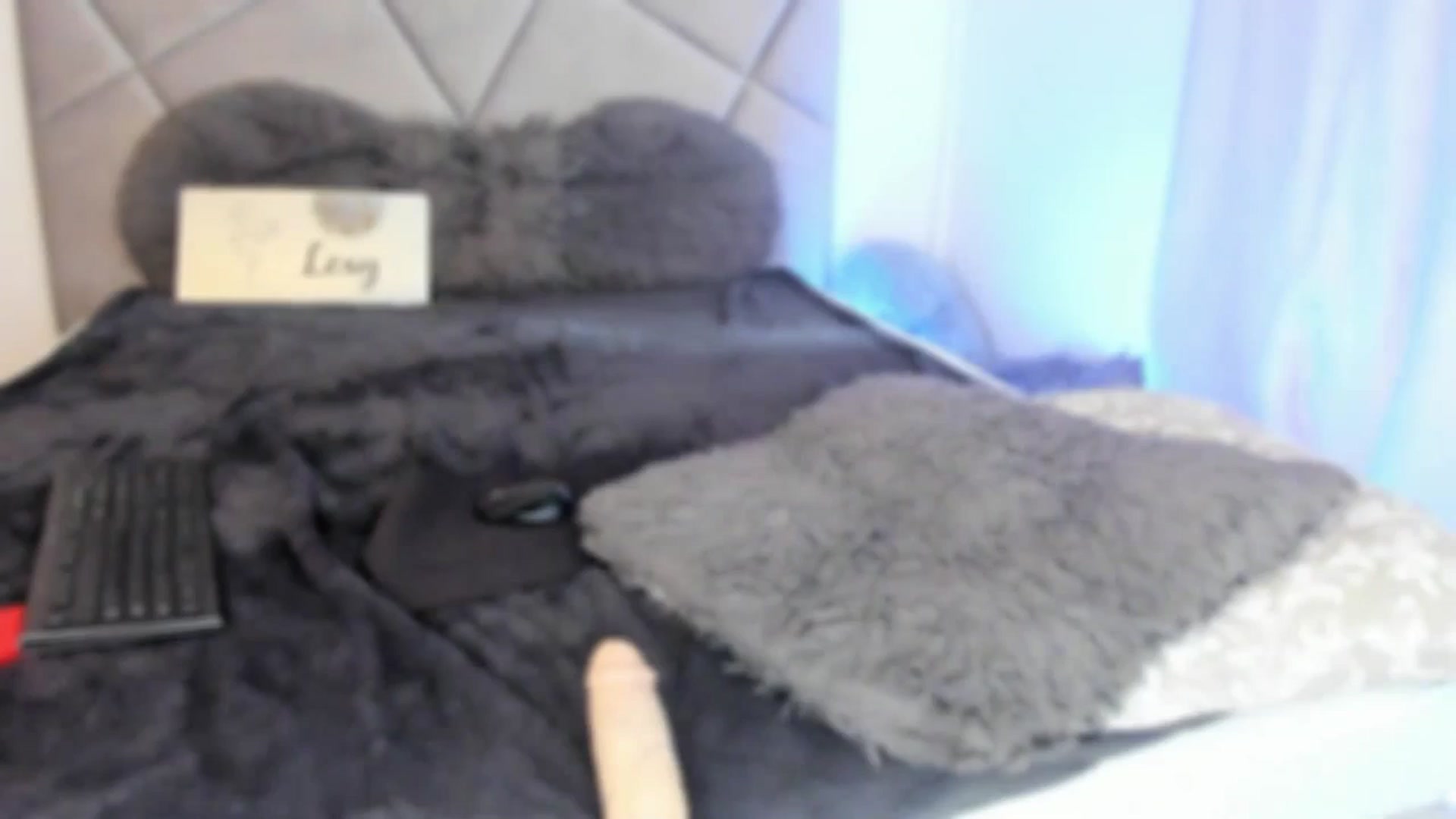 Gallery image thumbnail from BlueEyesLexy's myfreecams stream on, 01/18/2025, 09:39 image 12 of 20