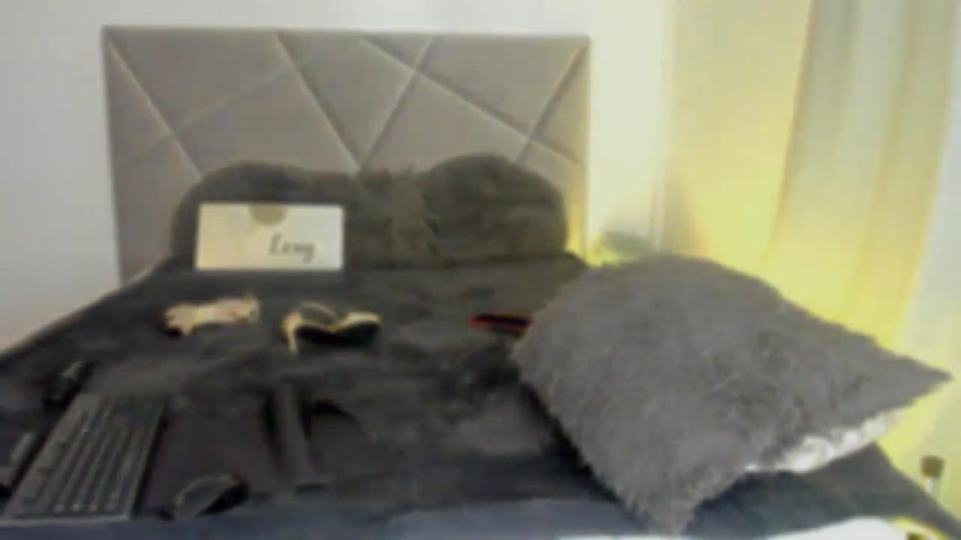 Gallery image thumbnail from BlueEyesLexy's myfreecams stream on, 01/19/2025, 12:40 image 13 of 20