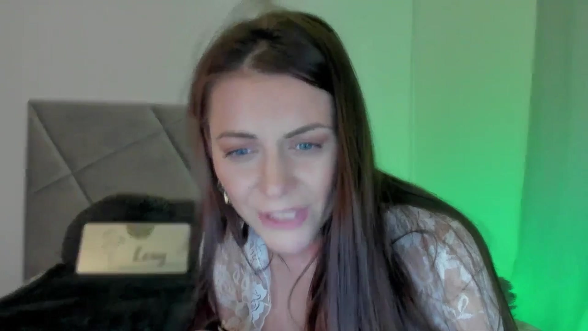 Gallery image thumbnail from BlueEyesLexy's myfreecams stream on, 01/19/2025, 14:43 image 20 of 20