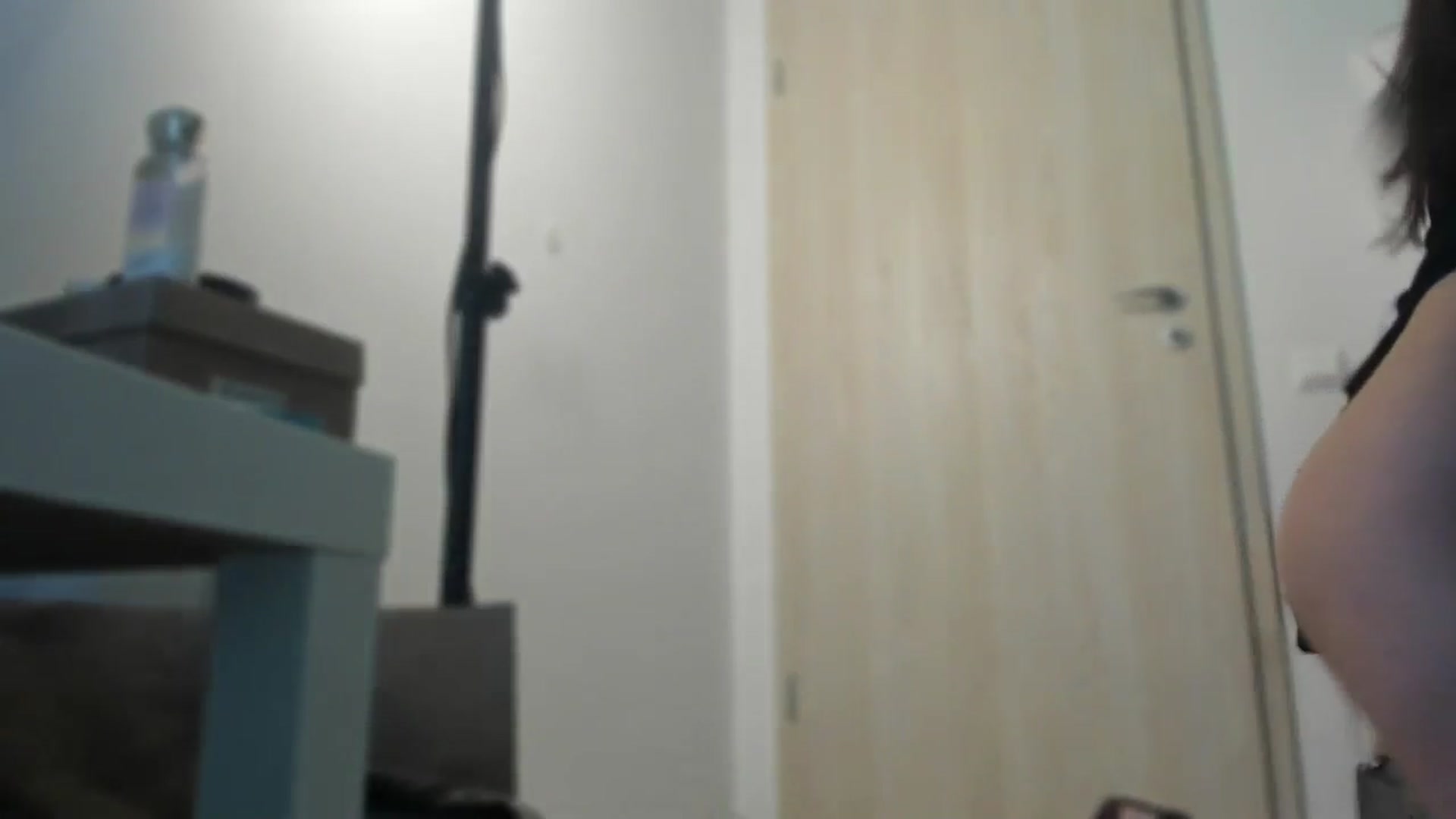 Gallery image thumbnail from BlueEyesLexy's myfreecams stream on, 02/08/2025, 11:25 image 6 of 20
