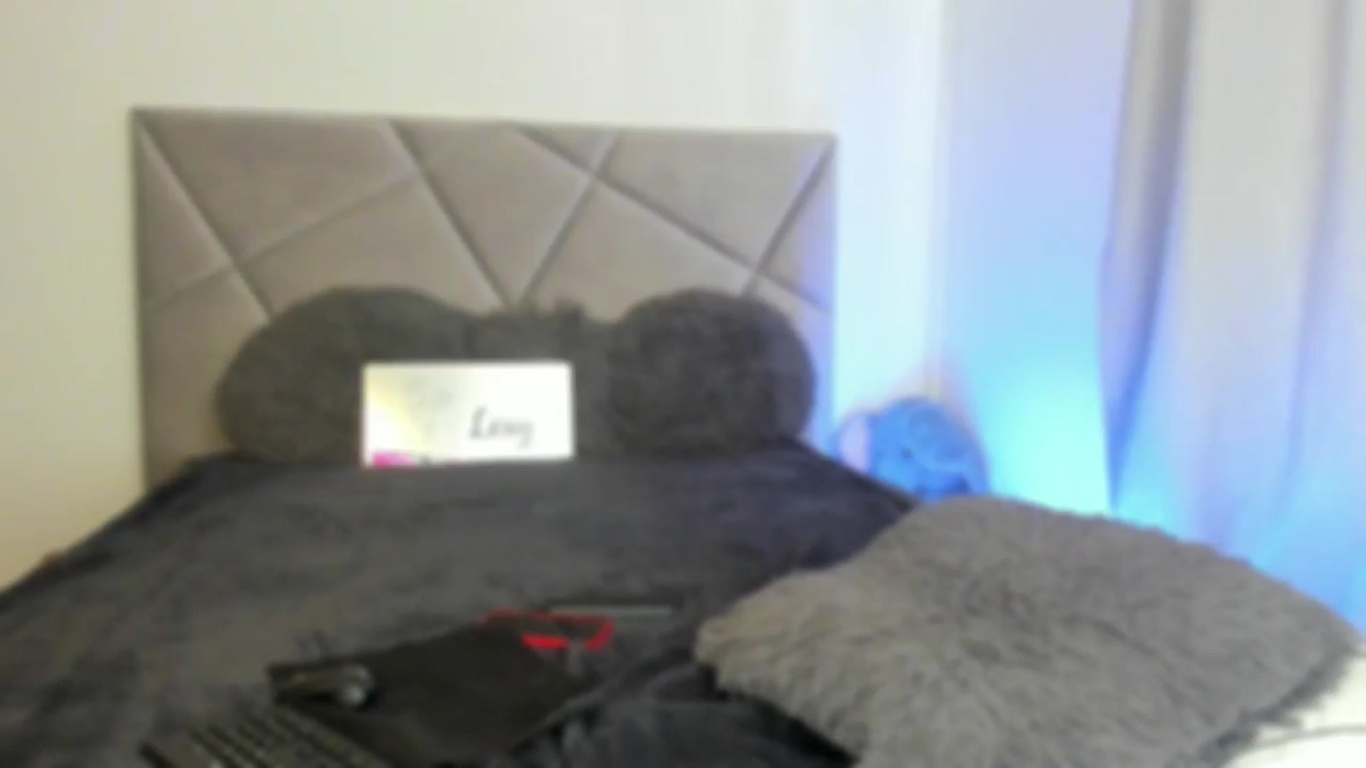 Gallery image thumbnail from BlueEyesLexy's myfreecams stream on, 02/10/2025, 10:47 image 18 of 20
