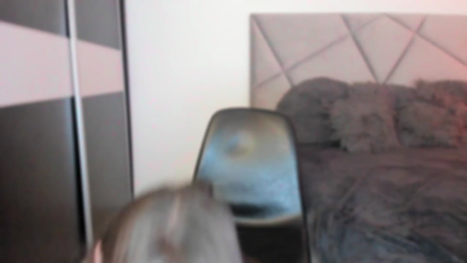 Gallery image thumbnail from BlueEyesLexy's myfreecams stream on, 03/01/2025, 13:38 image 17 of 20