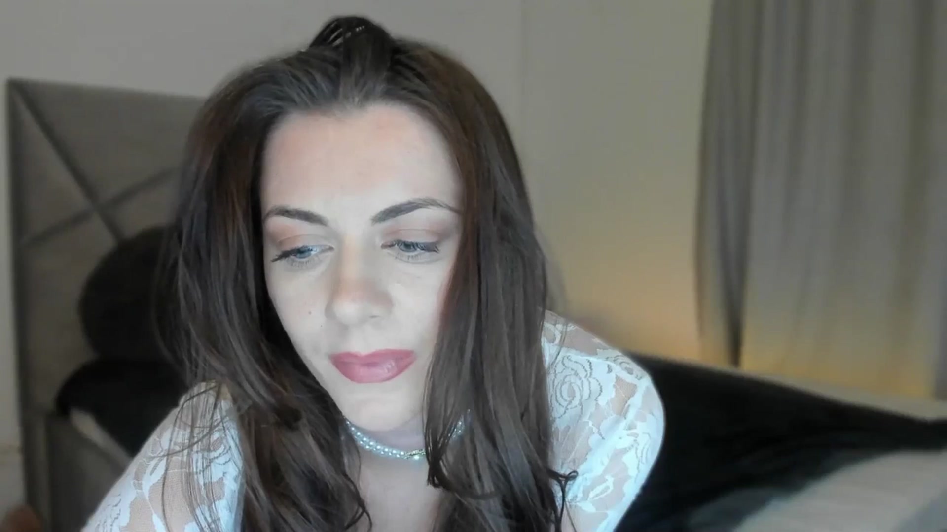 Gallery image thumbnail from BlueEyesLexy's myfreecams stream on, 03/01/2025, 15:35 image 10 of 20