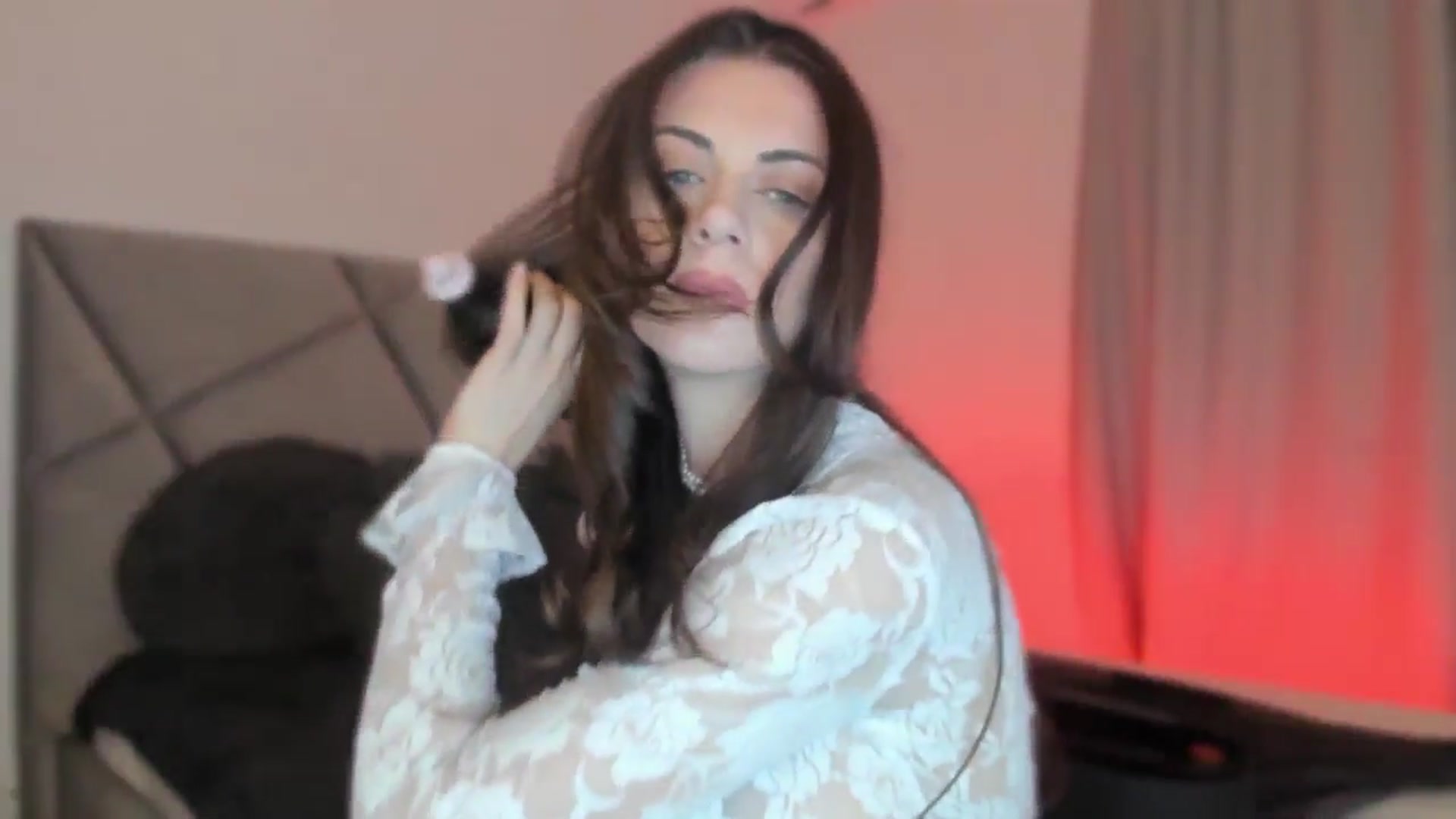 Gallery image thumbnail from BlueEyesLexy's myfreecams stream on, 03/01/2025, 15:35 image 8 of 20