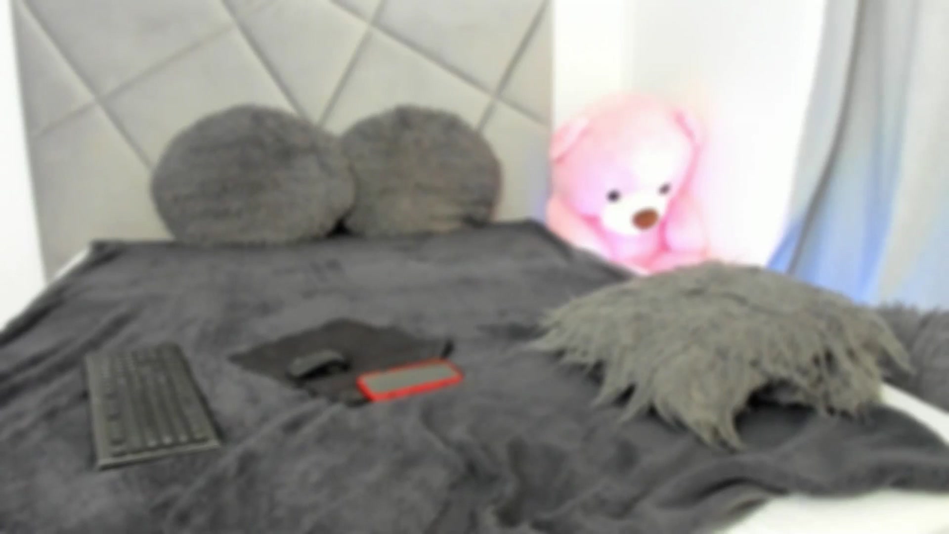 Gallery image thumbnail from BlueEyesLexy's myfreecams stream on, 03/10/2025, 12:08 image 17 of 20