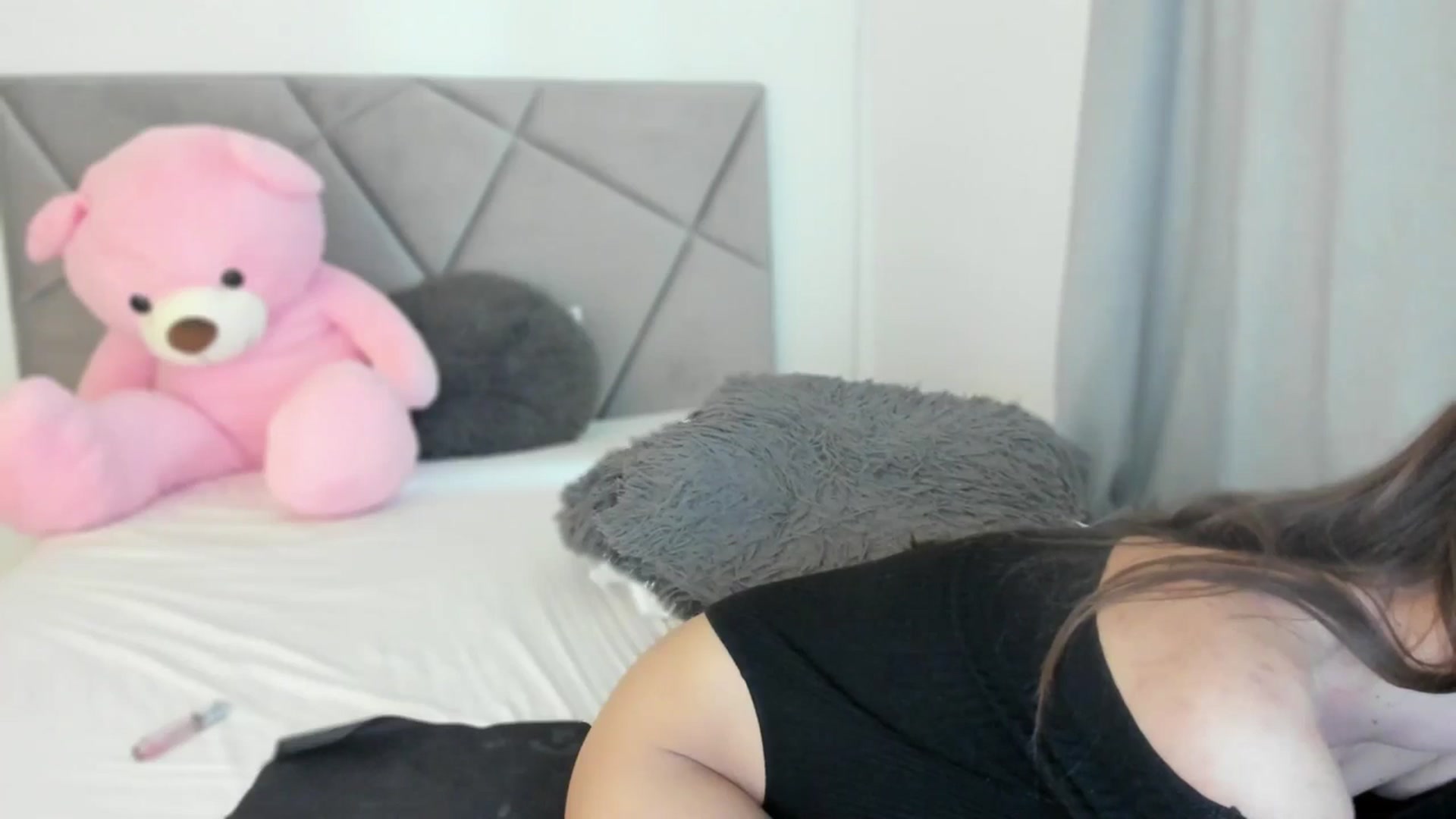Gallery image thumbnail from BlueEyesLexy's myfreecams stream on, 04/27/2025, 13:42 image 7 of 20
