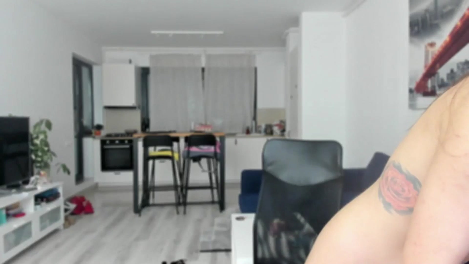 Gallery image thumbnail from BlueEyesLexy's myfreecams stream on, 05/15/2025, 20:48 image 7 of 20
