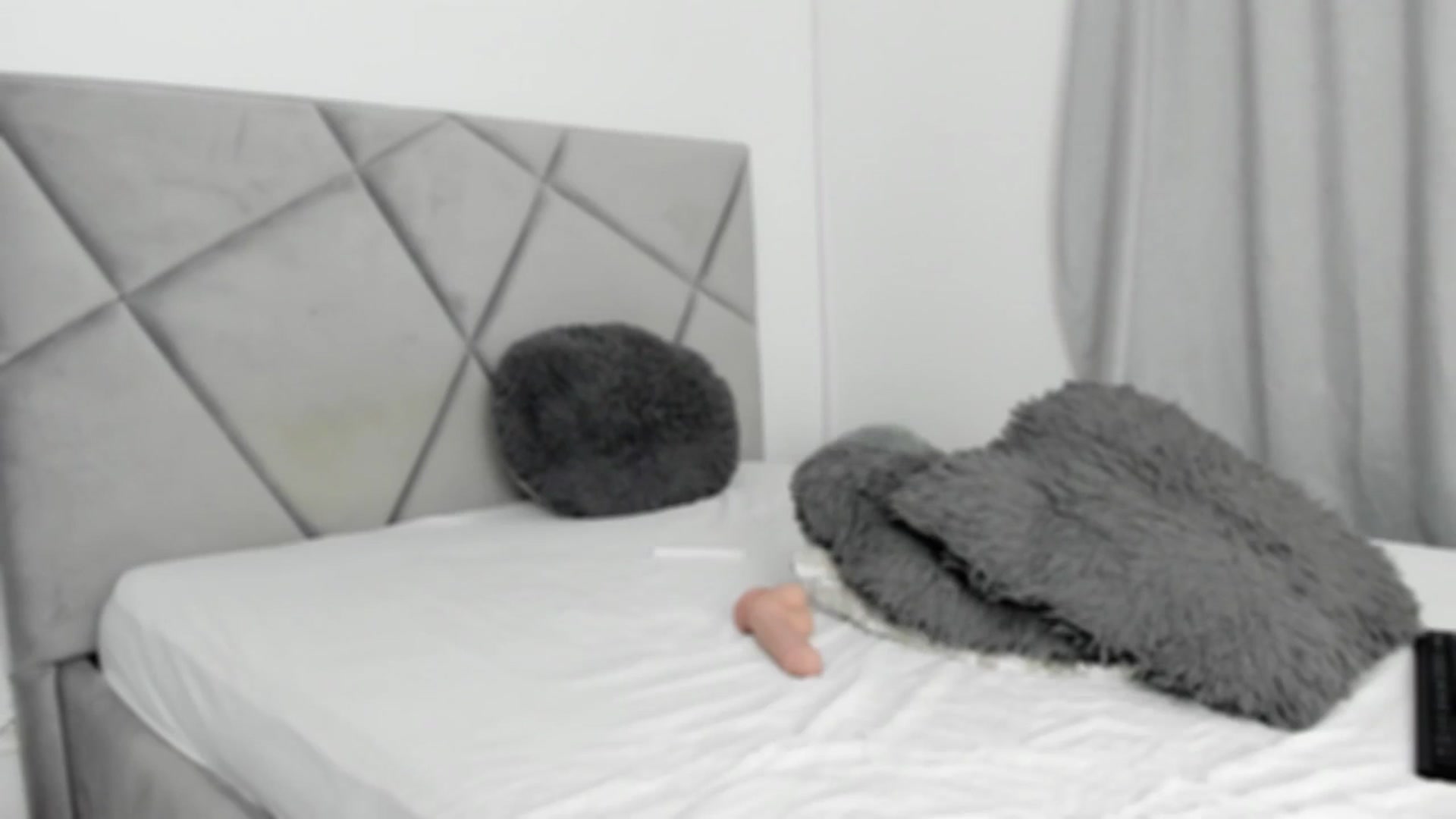 Gallery image thumbnail from BlueEyesLexy's myfreecams stream on, 07/02/2025, 11:58 image 2 of 20