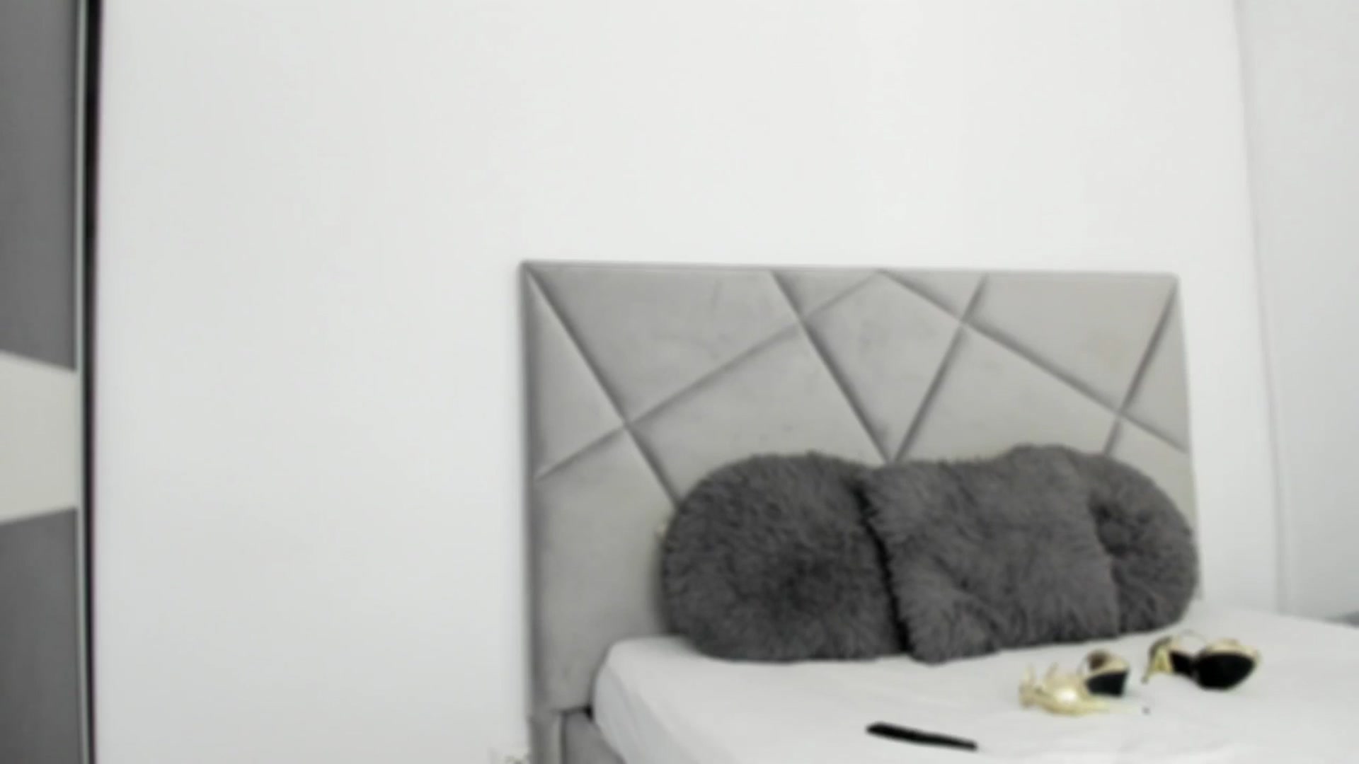 Gallery image thumbnail from BlueEyesLexy's myfreecams stream on, 07/08/2025, 11:56 image 4 of 20