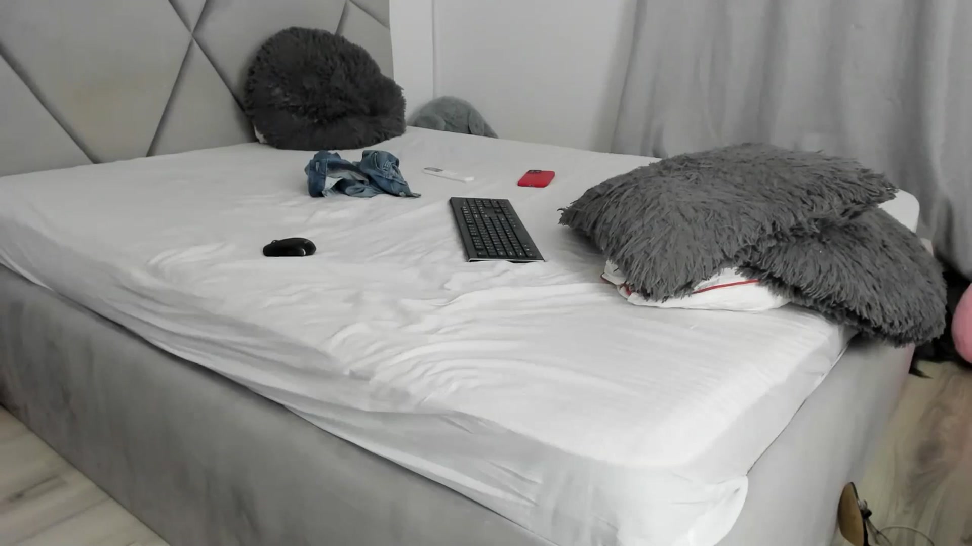 Gallery image thumbnail from BlueEyesLexy's myfreecams stream on, 07/24/2025, 13:28 image 16 of 20