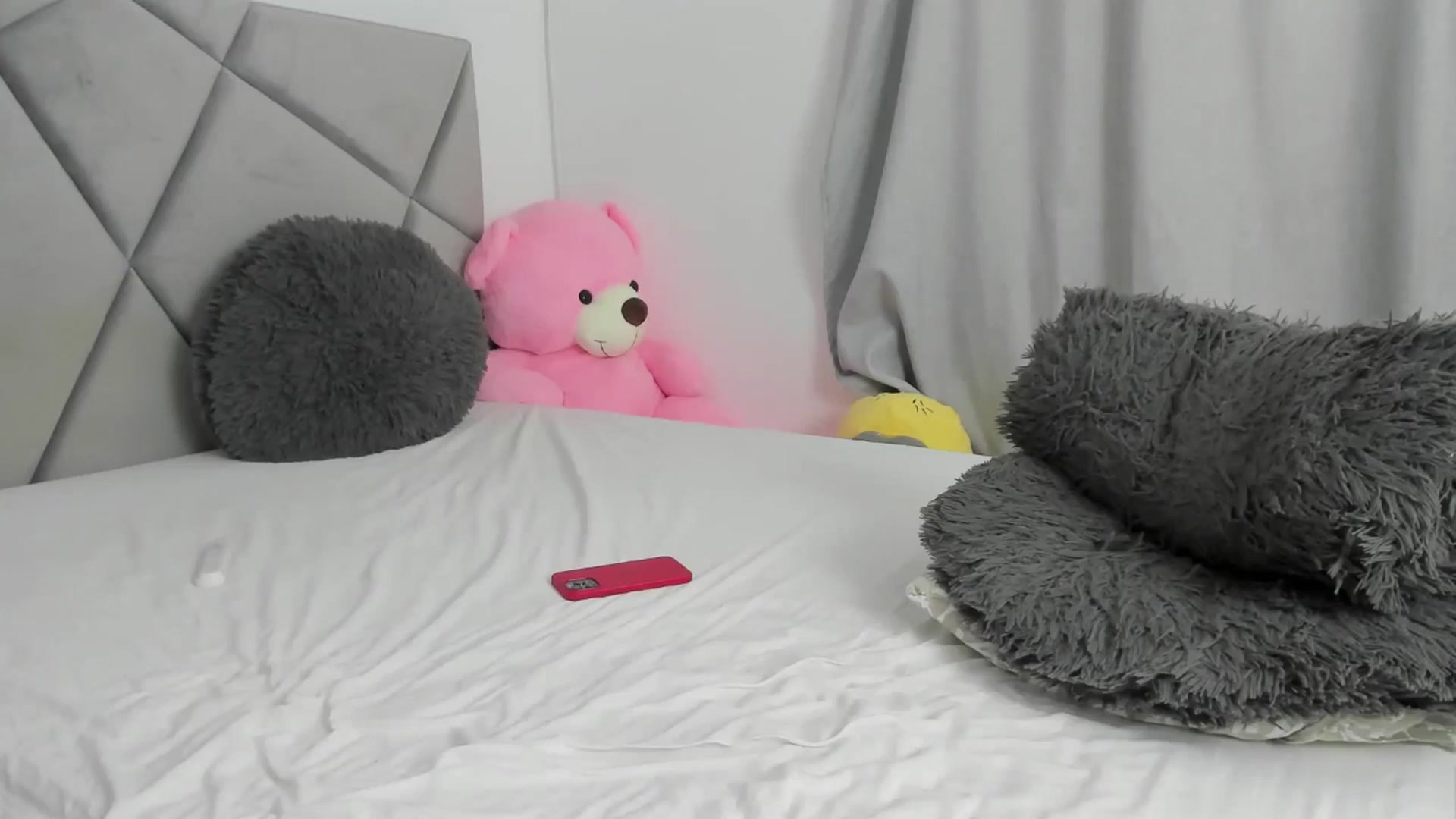 Gallery image thumbnail from BlueEyesLexy's myfreecams stream on, 08/09/2025, 10:51 image 14 of 20