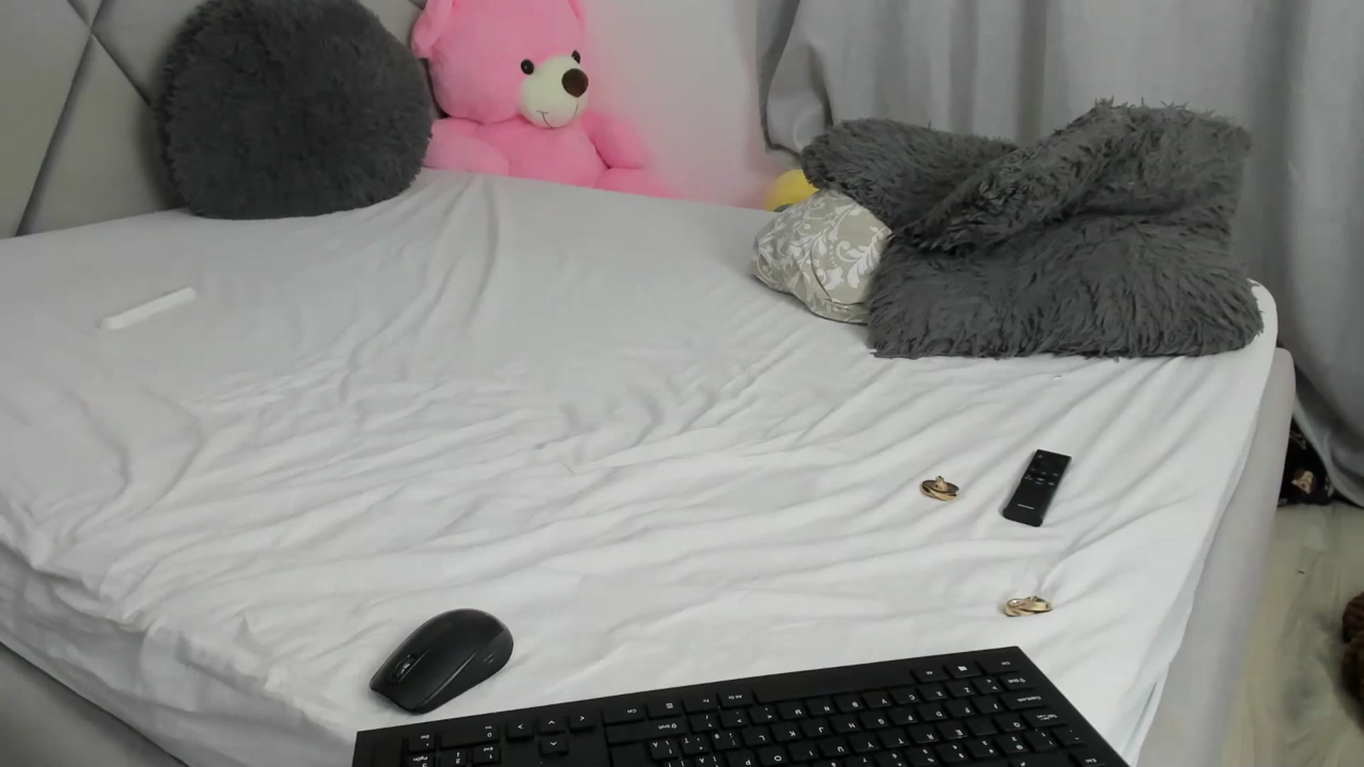 Gallery image thumbnail from BlueEyesLexy's myfreecams stream on, 08/09/2025, 11:51 image 4 of 20