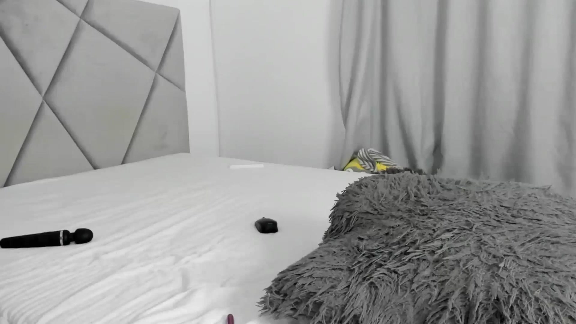 Gallery image thumbnail from BlueEyesLexy's myfreecams stream on, 08/12/2025, 12:27 image 11 of 20