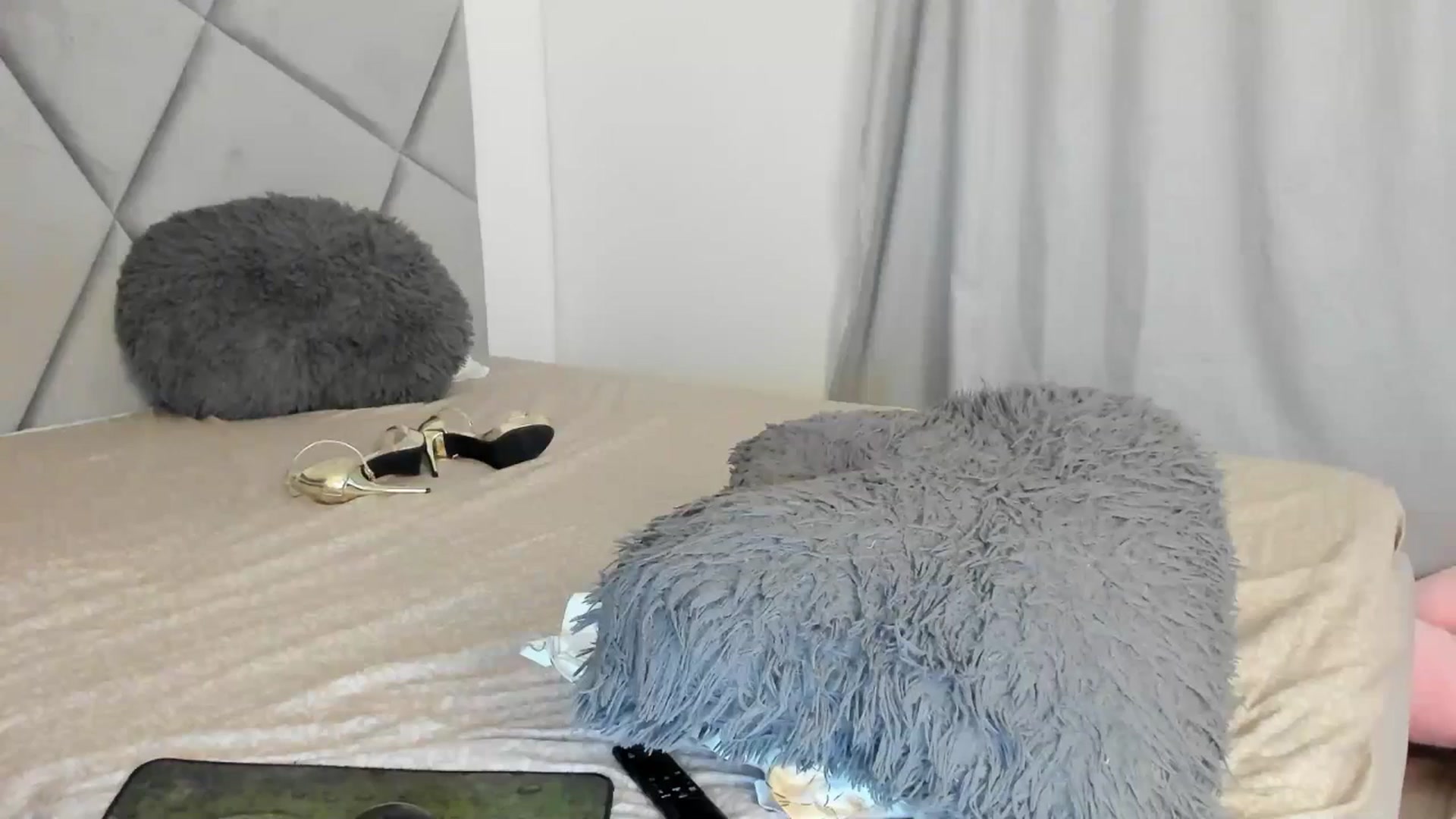 Gallery image thumbnail from BlueEyesLexy's myfreecams stream on, 08/26/2025, 13:30 image 16 of 20