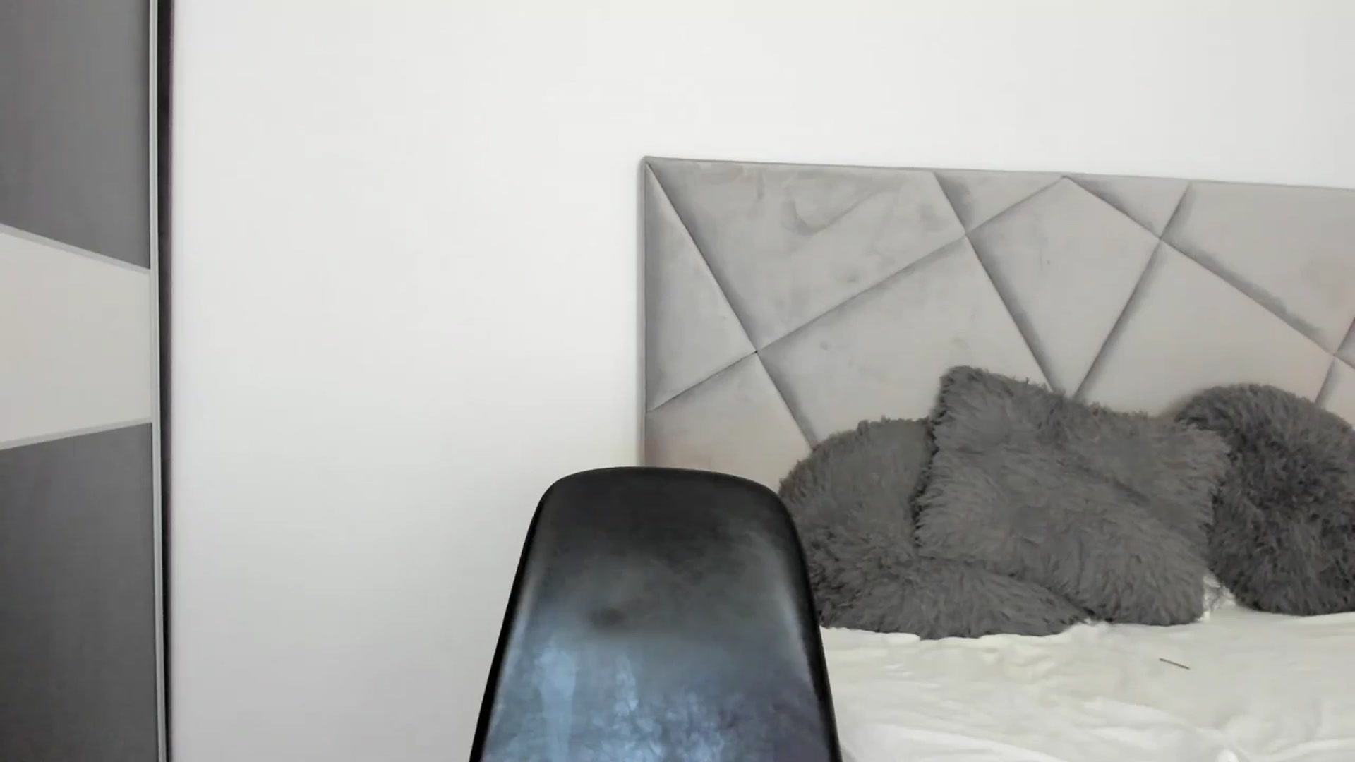 Gallery image thumbnail from BlueEyesLexy's myfreecams stream on, 09/12/2025, 11:42 image 8 of 20