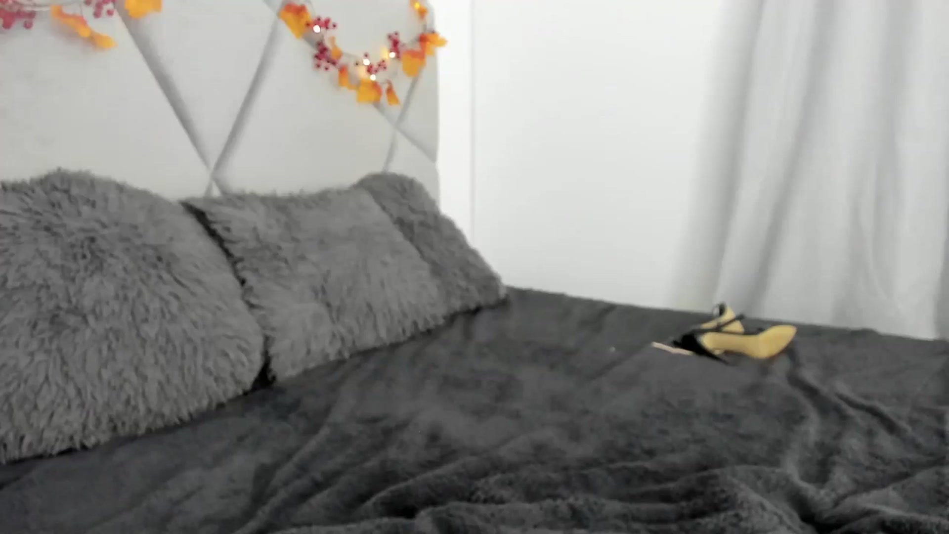 Gallery image thumbnail from BlueEyesLexy's myfreecams stream on, 10/01/2025, 12:07 image 17 of 20