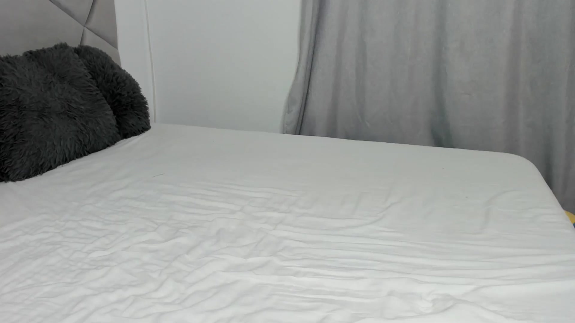 Gallery image thumbnail from BlueEyesLexy's myfreecams stream on, 11/03/2025, 09:15 image 15 of 20
