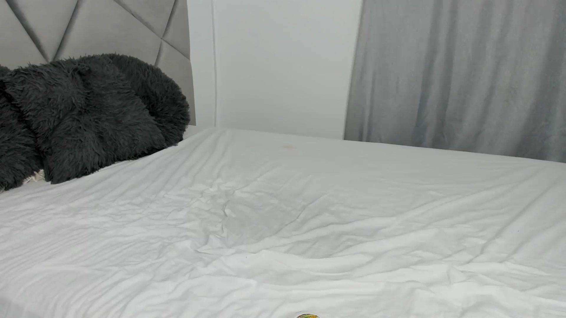 Gallery image thumbnail from BlueEyesLexy's myfreecams stream on, 11/07/2025, 12:31 image 19 of 20